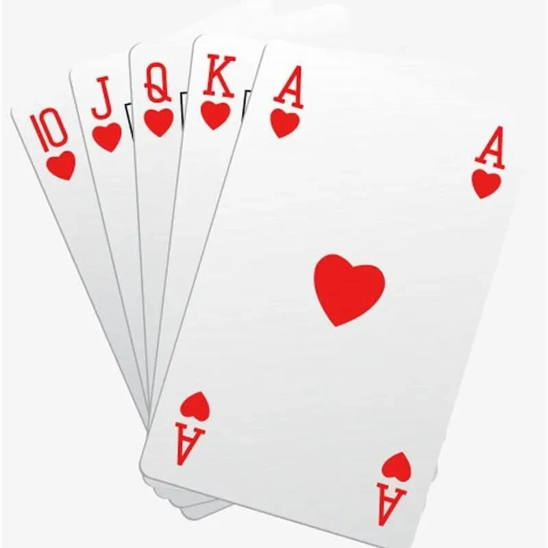 Nếu bạn có lá bài đặc biệt như át cơ hoặc 3 bích cần tận dụng ngay